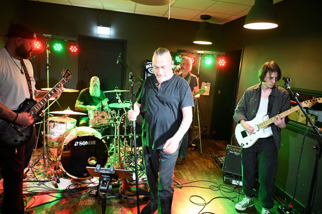 ../Images/10 jaar Ro's Barbershop 223.jpg